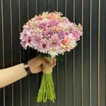 The Bride'S Flower - Pink & White & Pearl